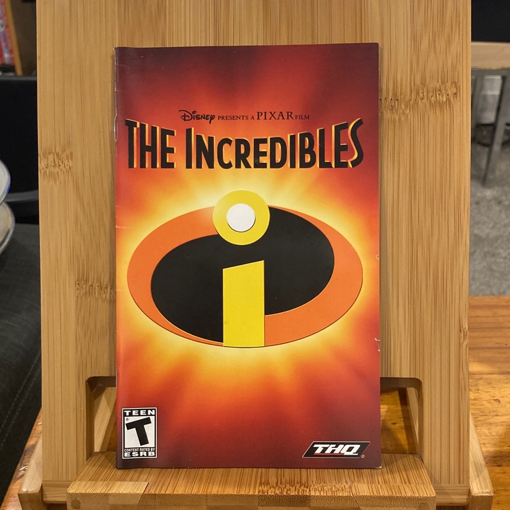 HQ The Incredibles Video Game - Black and Yellow